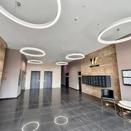New 2022 Family&friends Downtown Ac 3br 2ba Free Parking Big Balcony Near Metro&train Station Self Check-in * Budapešť